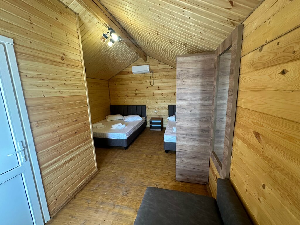 Wood Dhouse