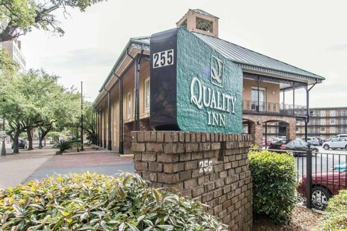 Quality Inn Downtown Historic District, Reserva ahora Hotel Hoteles en Alabama con piscina, Piscina