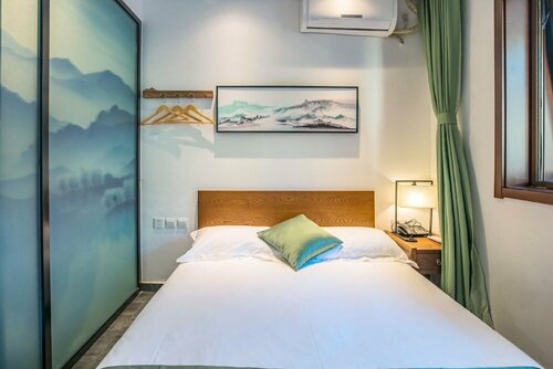 Beijing Lotus Hotel