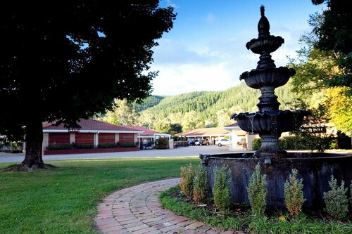 Ovens Valley Motor Inn, Забронировать Отель Отели Брайт с парковкой, Парковка
