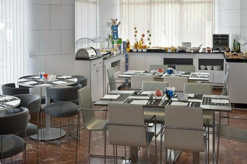 NH Avenida Jerez, Забронировать Отель Бизнес-отели Херес-де-ла-Фронтера, 4* 5*
