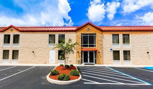 Comfort Inn Milton, Book Hotel Hoteller i Milton med parkering, Parkering