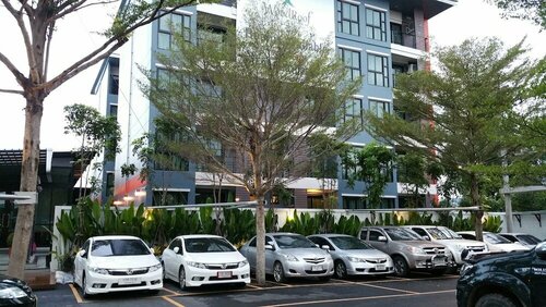 Woodroof Residence Rangsit, Забронировать Отель Патхумтхани Pathumthani Province, рядом с Университет Рангсит