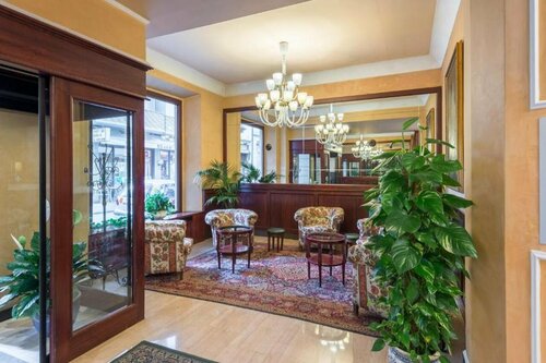 Hotel Minerva Palace, Забронировать Отель Отели в центре Монтекатини-Терме, в центре, Завтраки, Парковка