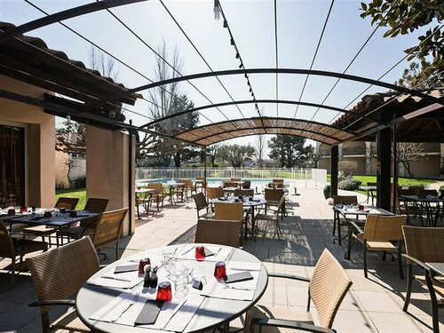 Golden Tulip Avignon Le Paradou, Buchen Sie Hotel Avignon ViaRhona