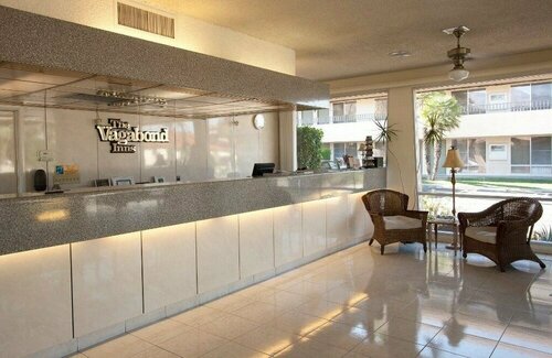Vagabond Inn Palm Springs, Забронировать Отель Отели Палм-Спрингса с парковкой, Парковка