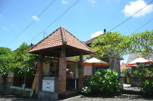 Medori Putih Homestay, Rezerwuj Pensjonat Hotele w Bali z Parkingiem, Parking