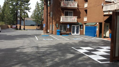 Americas Best Value Inn - Casino Center Lake Tahoe, Забронировать Отель Саут-Лейк-Тахо South Lake Tahoe Area
