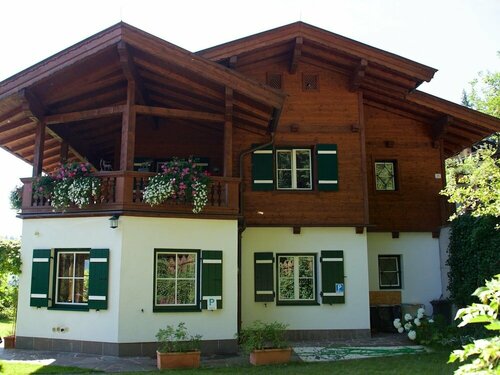 Luxurious Apartment With Sauna, Забронировать Апартаменты/квартира Отели Тироля с парковкой, Парковка