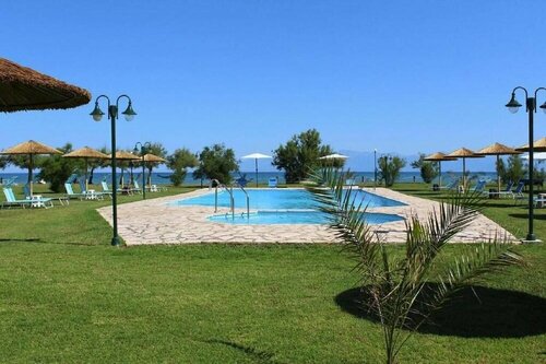 S&C Kosmos Beach Resort, Забронировать Курортный отель Курортные отели периферии Ионических островов, Курортный отель