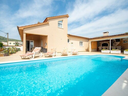 Holiday Home near Trogir, 予約 バケーションホーム Plano Kastel Stafilic