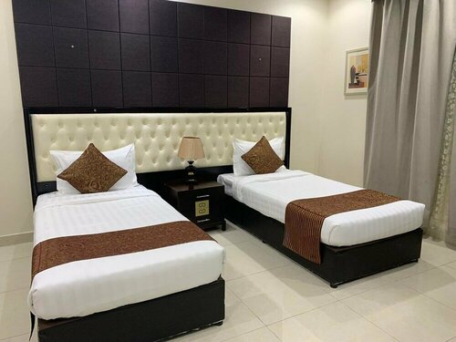 Sroh Alalmas, Rezervasyon Otel Hawāyā Makkah