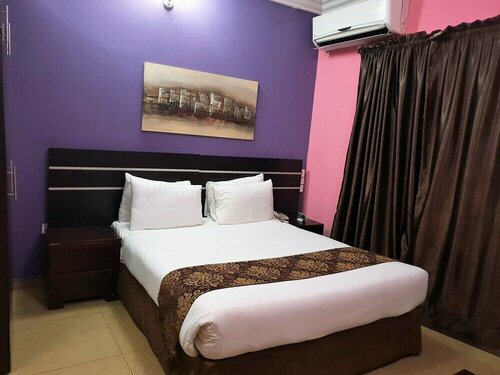 Serendib Hotel and Suites, Book Hotel Hoteller i Abuja med pool, Swimmingpool