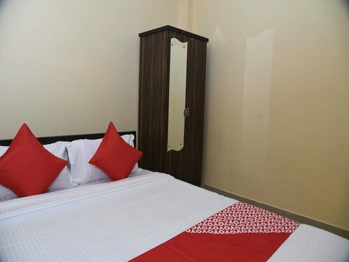 OYO 15071 Hotel Harsh Raj Residency, Забронировать Отель Отели штата Карнатаки с завтраком, Завтраки