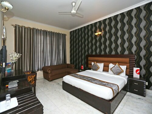 OYO 15716 The Red Orchid, Book Hotel Hoteller i Haryana med morgenmad, Morgenmad