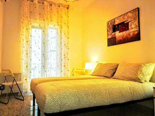 Moderne Camere in Centro-Dimora Mastcarrir, Забронировать Отель Отели в центре Монте-Сант-Анджело, в центре