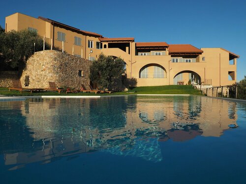 Agriturismo "I Castellari", Забронировать Отель Пьетра-Лигуре Ривьера-делле-Пальме