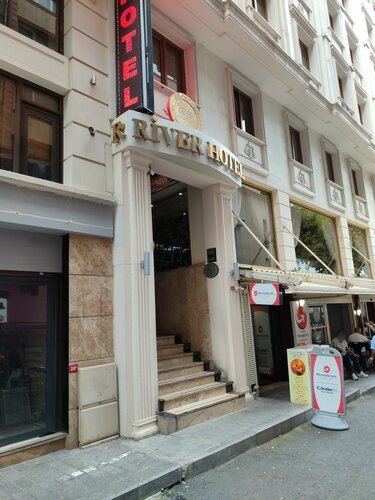 Istanbul River Hotel