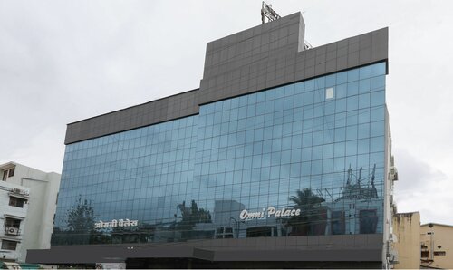 Treebo Omni Palace, Забронировать Отель Отели Индаура 3 звезды, 3*