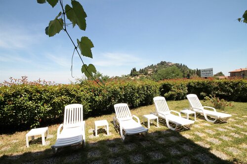 Albergo Ristorante San Biagio, Забронировать Отель Отели Val di Chiana 3 звезды, 3*