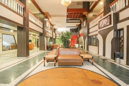 Dynasty Resort, Book Ferieresort Nainital Uttarakhand