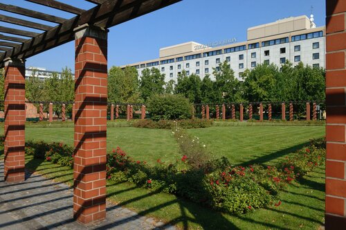 DoubleTree by Hilton Berlin Kudamm, Prenota Hotel Charlottenburg-Wilmersdorf Berlino