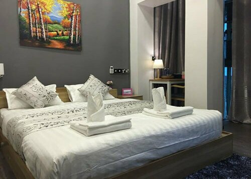 Check In @ Downtown Yangon, Забронировать Гостевой дом Гостевые дома Янгон, Гостевой дом