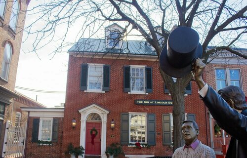 Inn at Lincoln Square, Book Pension Hoteller i Maryland med parkering, Parkering