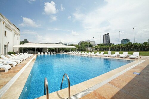 Kadak Garden Istanbul Airport Hotel, Забронировать Отель Отели Бахчелиэвлер с бассейном, Бассейн