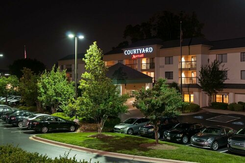 Courtyard by Marriott Charlotte Lake Norman, Buchen Sie Hotel Huntersville North Carolina