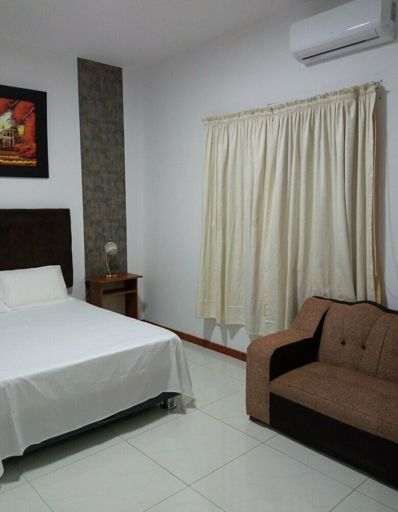 Deluxe Hotel Talara! cerca aeropuerto, centro y zonas comerciales