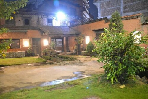 Pradhan House - Home Stay with Garden, Забронировать Отель «постель и завтрак» Бхактапур Катманду