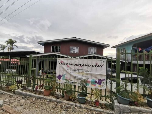 Oyo Home 90704 Kds Garden & Stay