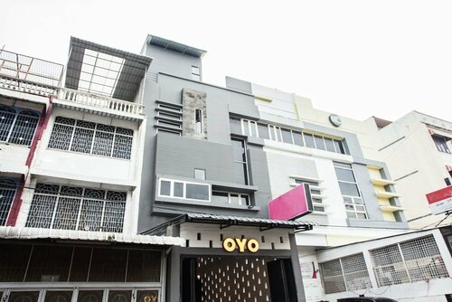 OYO 2147 Mono Guest House, Réserver Maison d'hôtes Hôtels à Medan avec parking, Parking