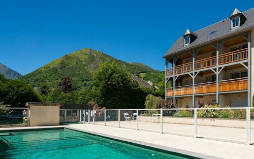 Lagrange Vacances LArdoisière, Book Hotel Hoteller i Pyrenees National Park med pool, Swimmingpool