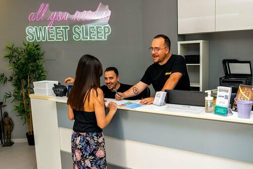 B&B Sweet Sleep, Забронировать Отель «постель и завтрак» Отели Неаполя с бассейном, Бассейн