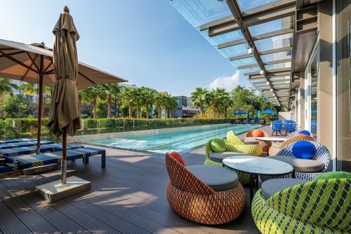 Maitria Hotel Rama 9 Bangkok - A Chatrium Collection, Забронировать Отель Отели Дусит с бассейном, Бассейн