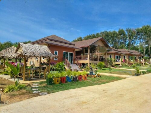 Sunrise Beach Kohyao Resort, Забронировать Курортный отель Яо-Яй провинция Пхангнга