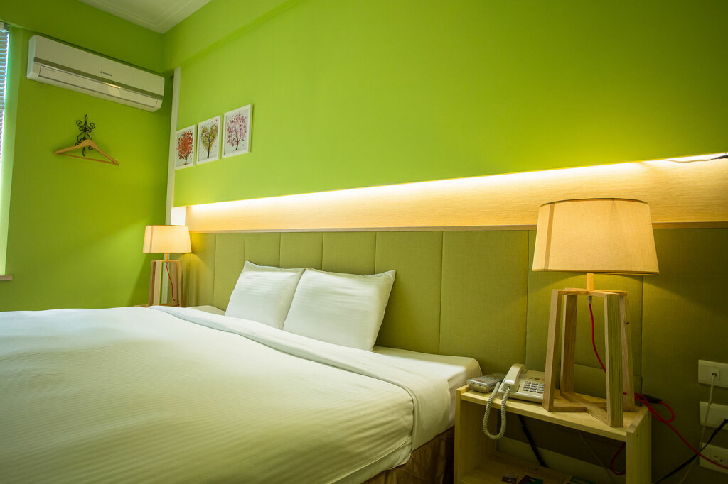 Young Motel