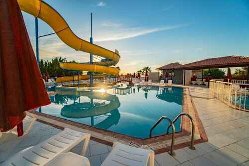 Sunshine Holiday Resort, Rezervovat Lázně / Resort Hotely v Fethiye Area s parkováním, Parkování
