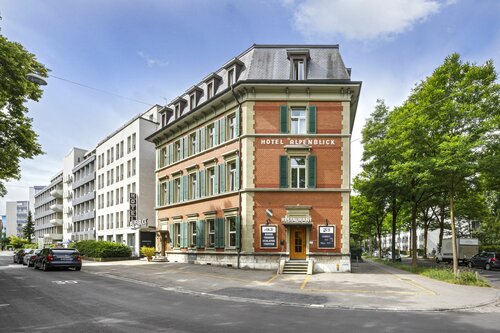 Alpenblick Bern, Забронировать Отель Breitenrain-Lorraine Берн