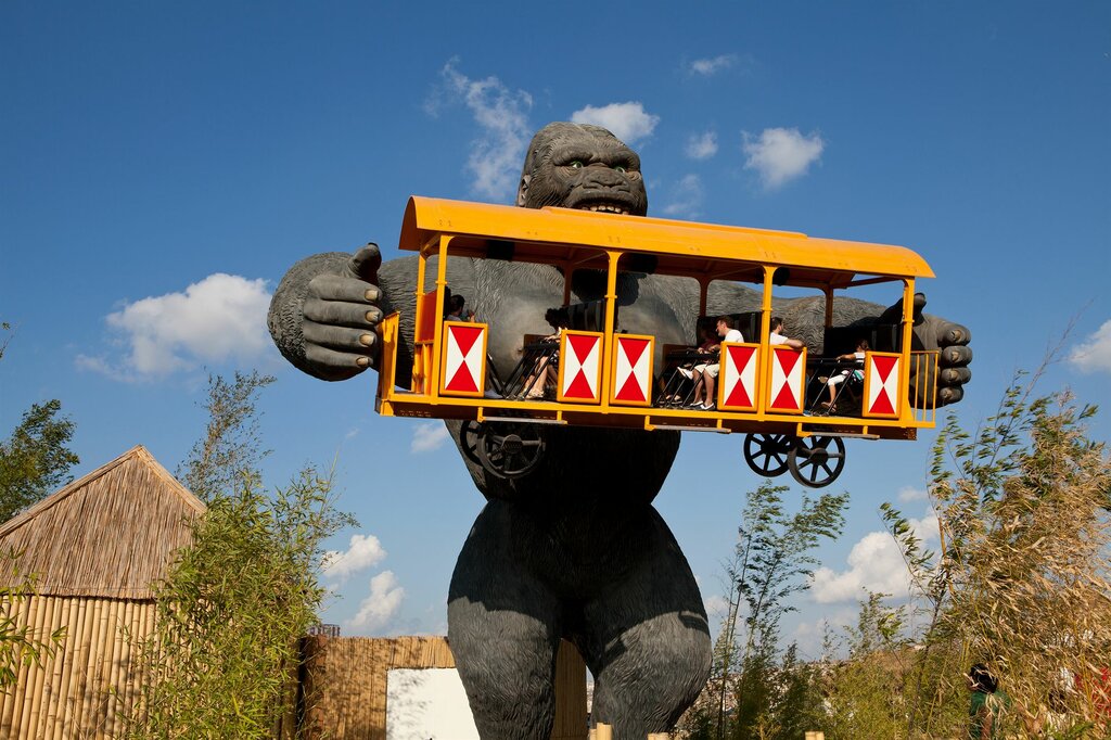 Vialand Palace Amusement Park Hotel