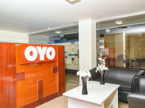 OYO 15623 Golden Crystal, Забронировать Отель Дварка 