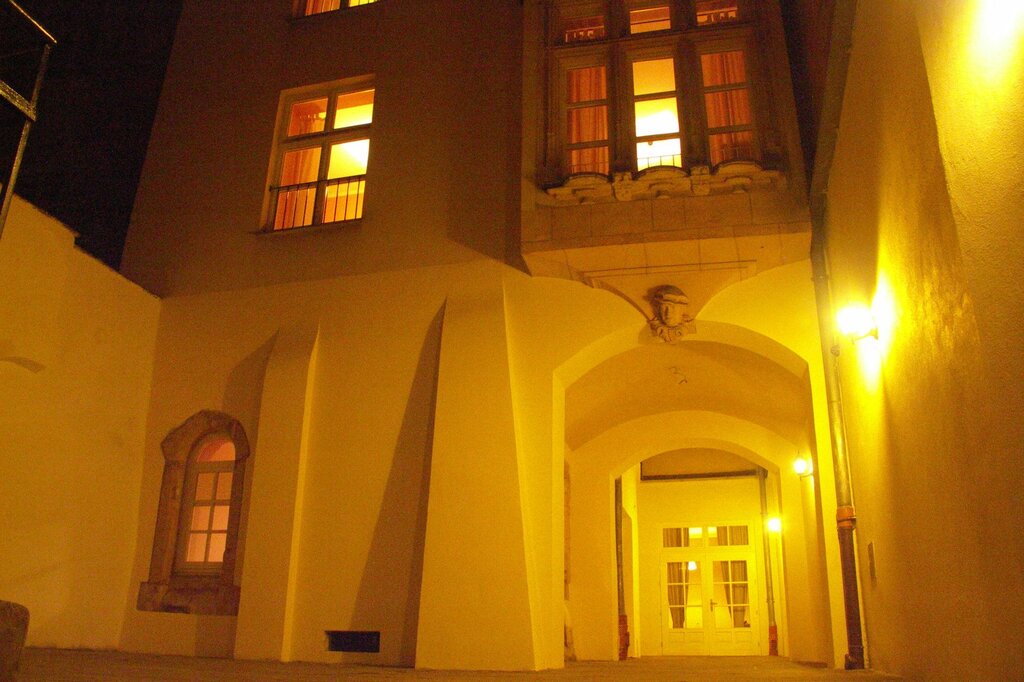 Heynow Hostel