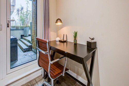 Hybrid Resi - London, Battersea near Power Station, Забронировать Отель Отели Лондона 3 звезды, рядом с Центр искусства Battersea, 3*