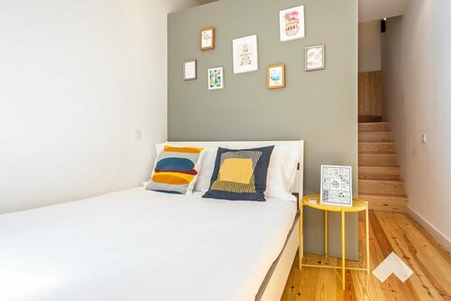 Mitch1 · Spacious Duplex in Porto's Downtown A/C, Забронировать Отель Порту Регион Порту