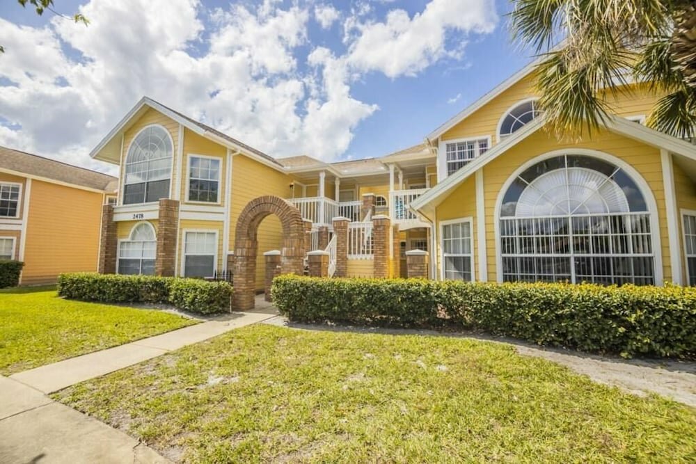 Bonita s Sweetwater Club Condo