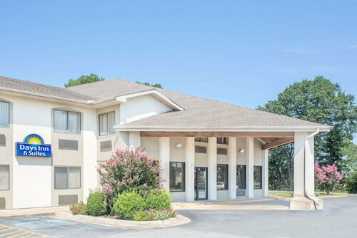 Days Inn & Suites by Wyndham Brinkley, Забронировать Отель Отели Бринкли с завтраком, Завтраки