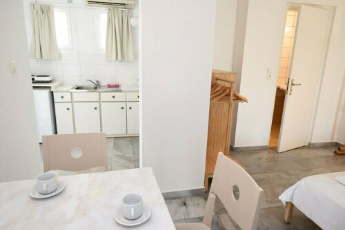 Adonis Hotel Studios & Apartments, Забронировать Отель Отели Парос 3 звезды, 3*