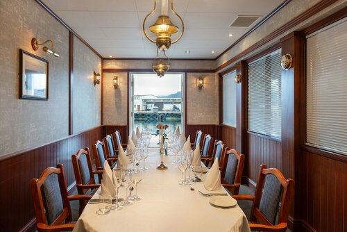 Quality Hotel Florø, Book Hotel Hotels in Vestland with Parking, Parking